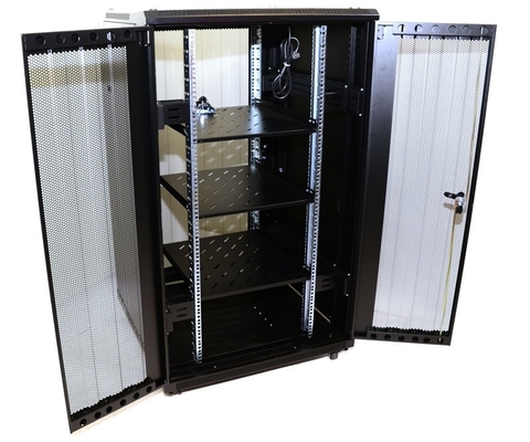 Floor Standing Network Equipment Rack For Data Center Dual Vented Doors 32U Size