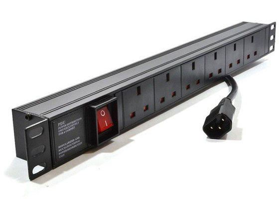 Universal Sockets Basic PDU Power Distribution Unit Rack Mount Power Strip